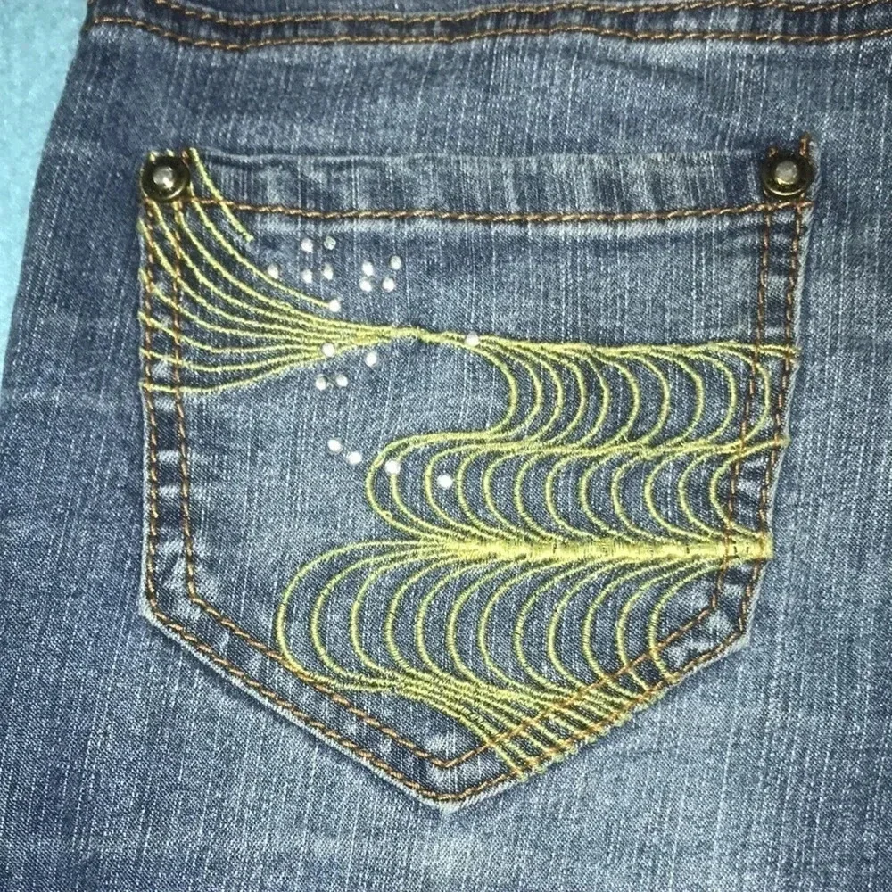 FUBU The Collection distressed bling embroidered jeans boot cut size 10